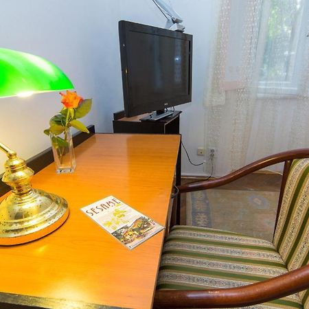 B&B Sesame Inn Дубровник Экстерьер фото